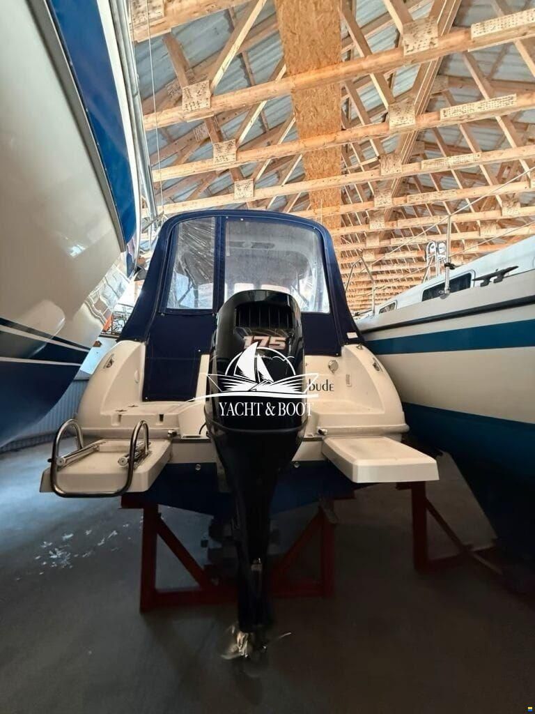 Saver 690 Cabin