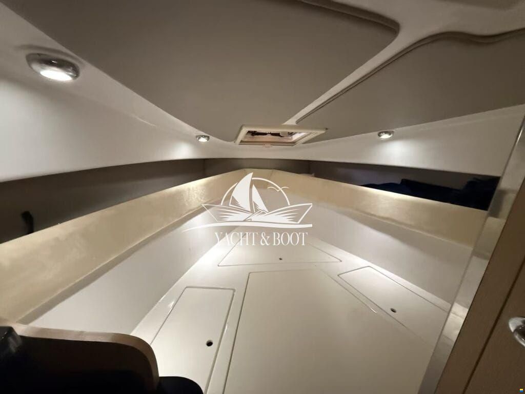 Saver 690 Cabin