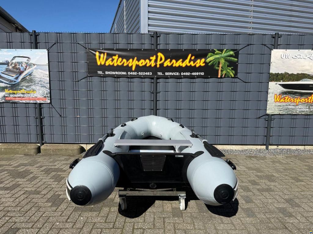 Quicksilver 300 Sport