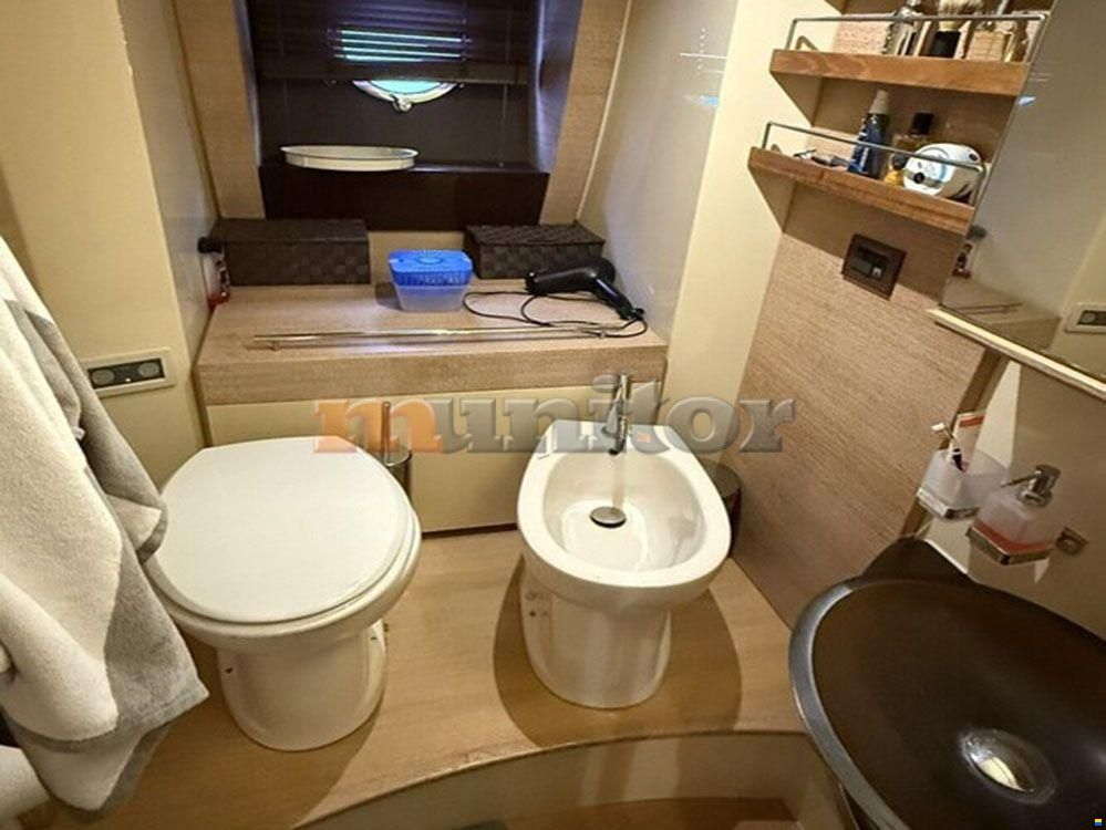 Azimut 58 Fly