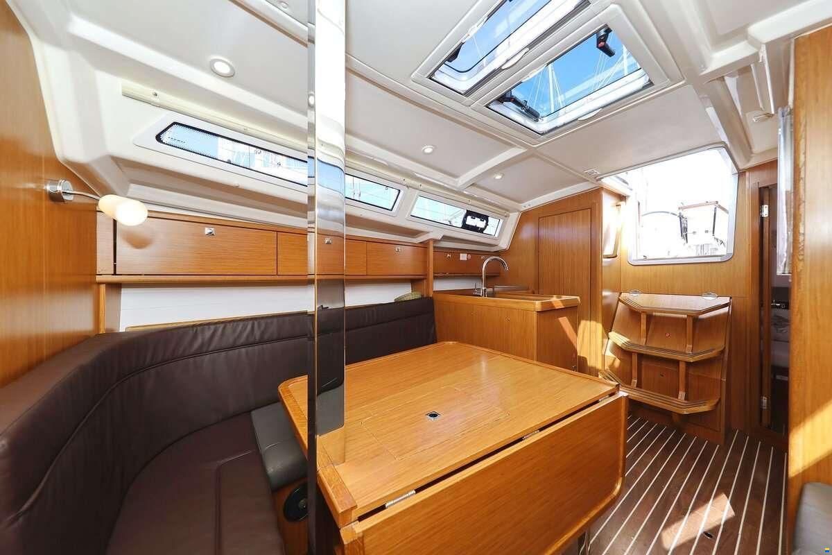 Bavaria 34 CRUISER