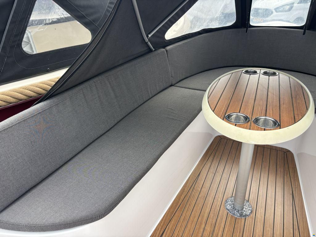Lago Amore 570 Tender