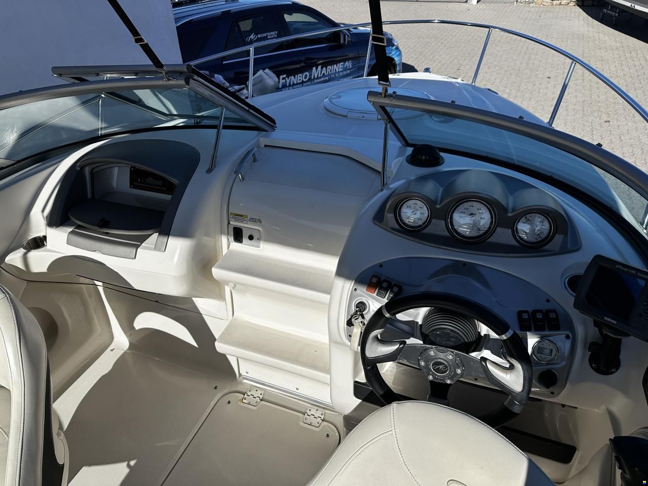 Monterey 214 FSC, MerCruiser 4.3 MPI