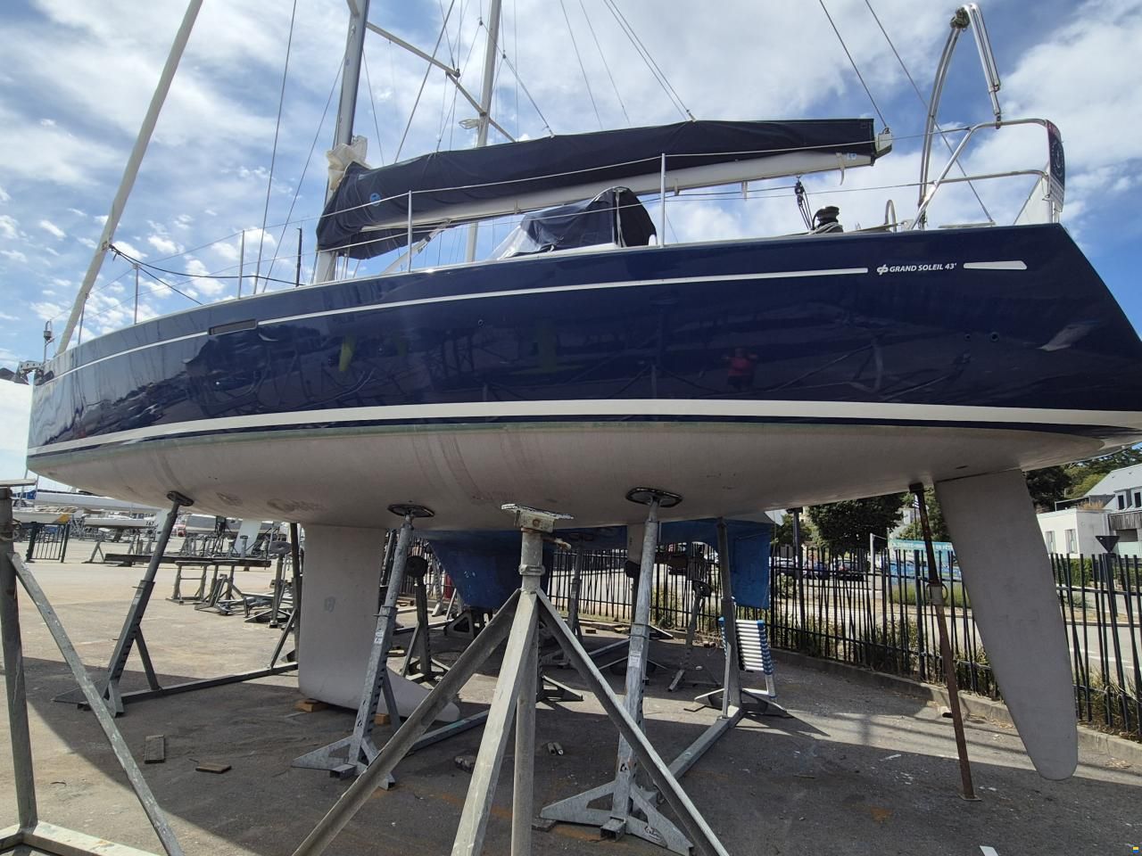 Grand Soleil 43