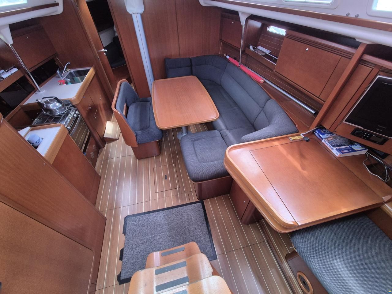 Grand Soleil 43