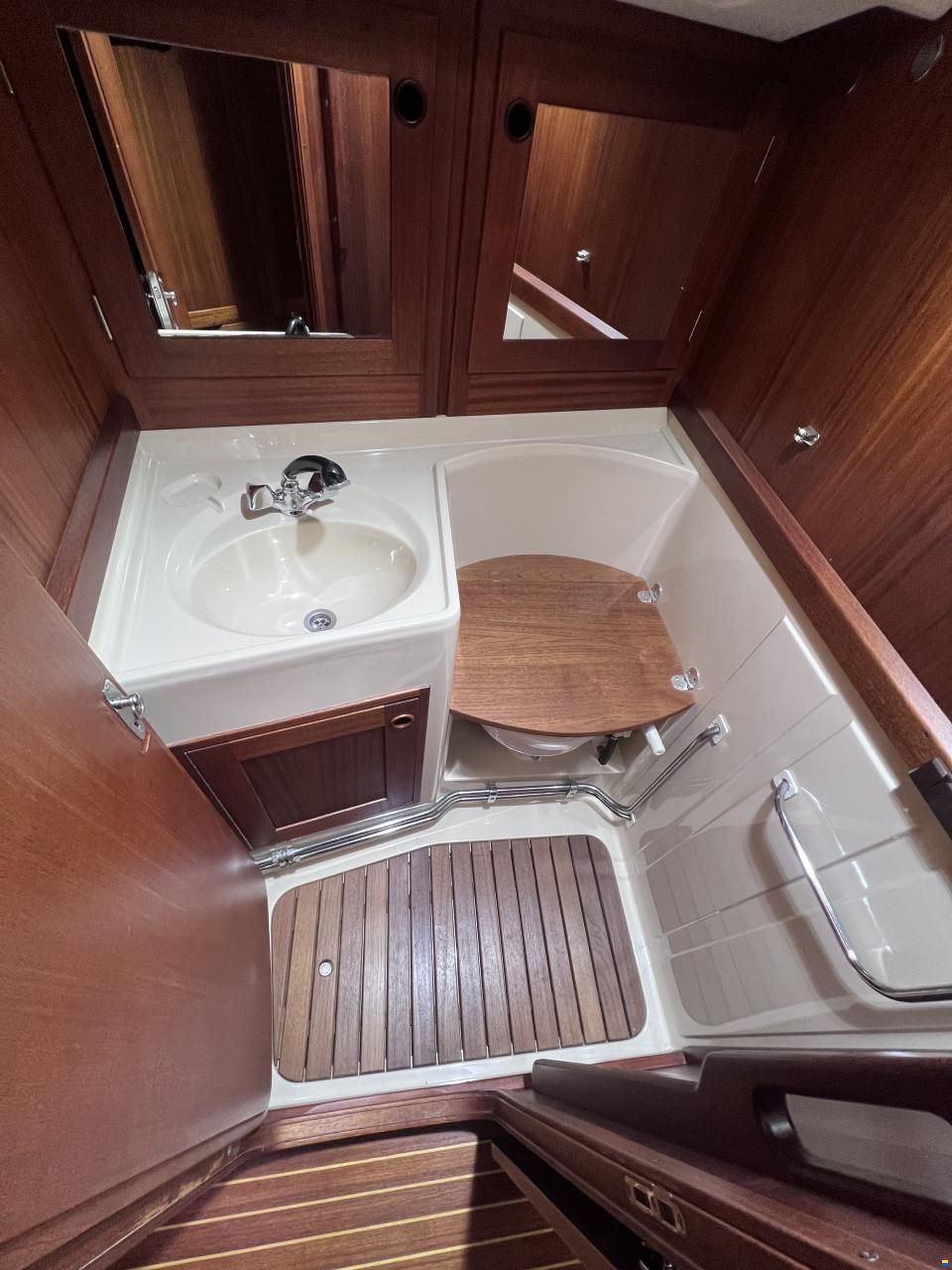 Sweden Yachts 340