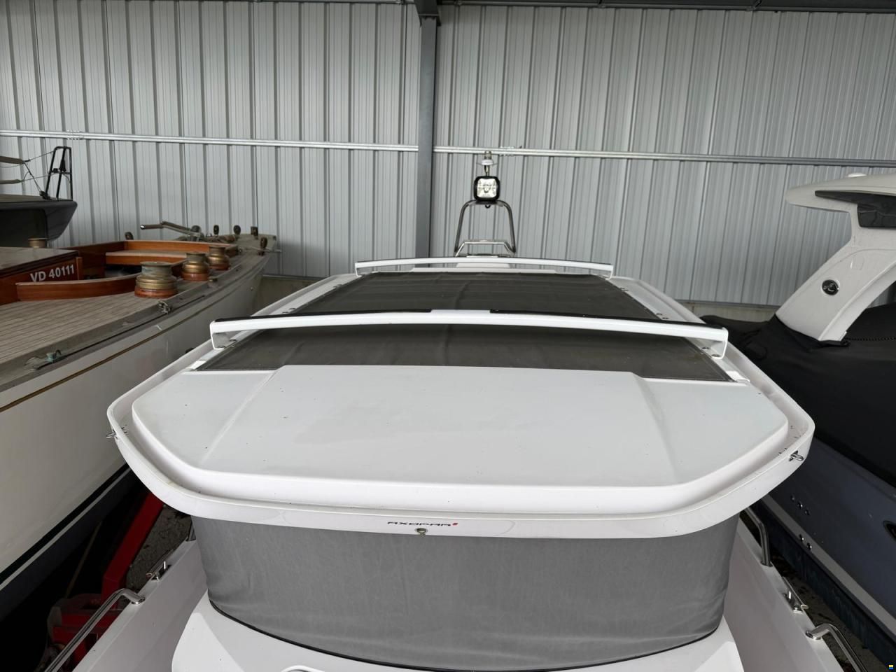 Axopar 28 Cabin