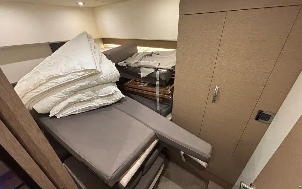 Jeanneau Prestige 560