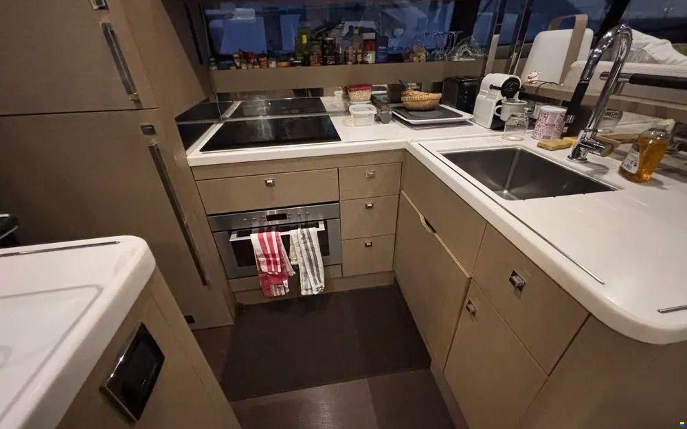 Jeanneau Prestige 560
