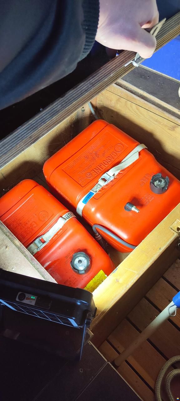 Motorboot / Holzboot / Armee-F&auml;hrboot