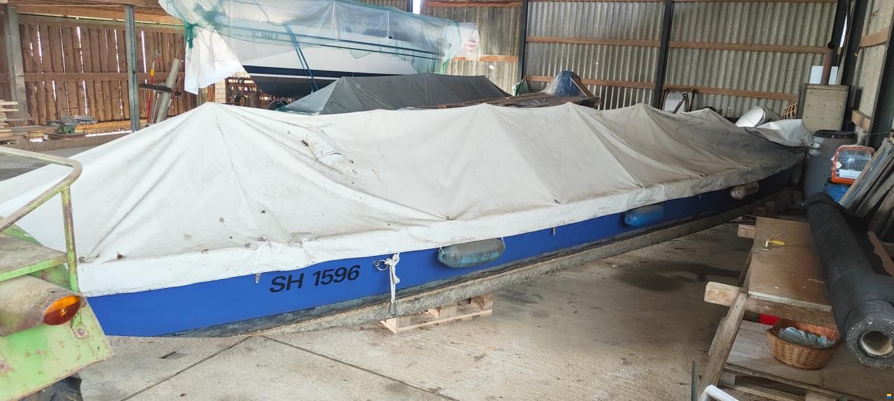 Motorboot / Holzboot / Armee-F&auml;hrboot