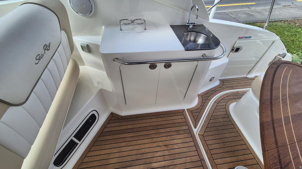 Sea Ray Sundancer 280