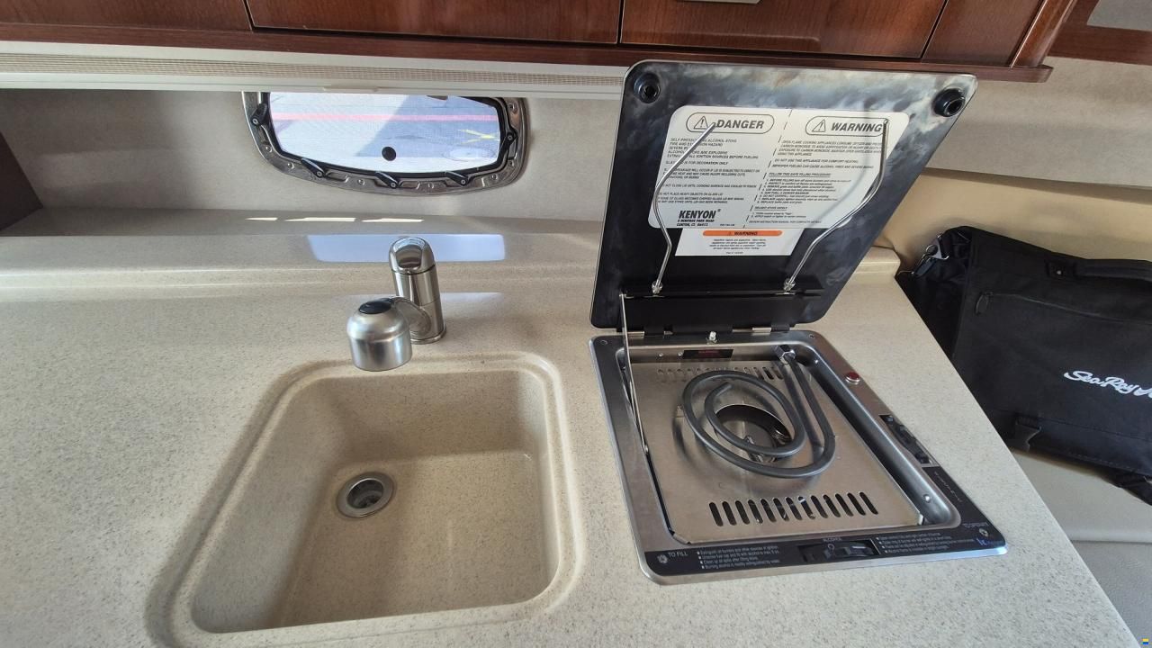 Sea Ray Sundancer 280