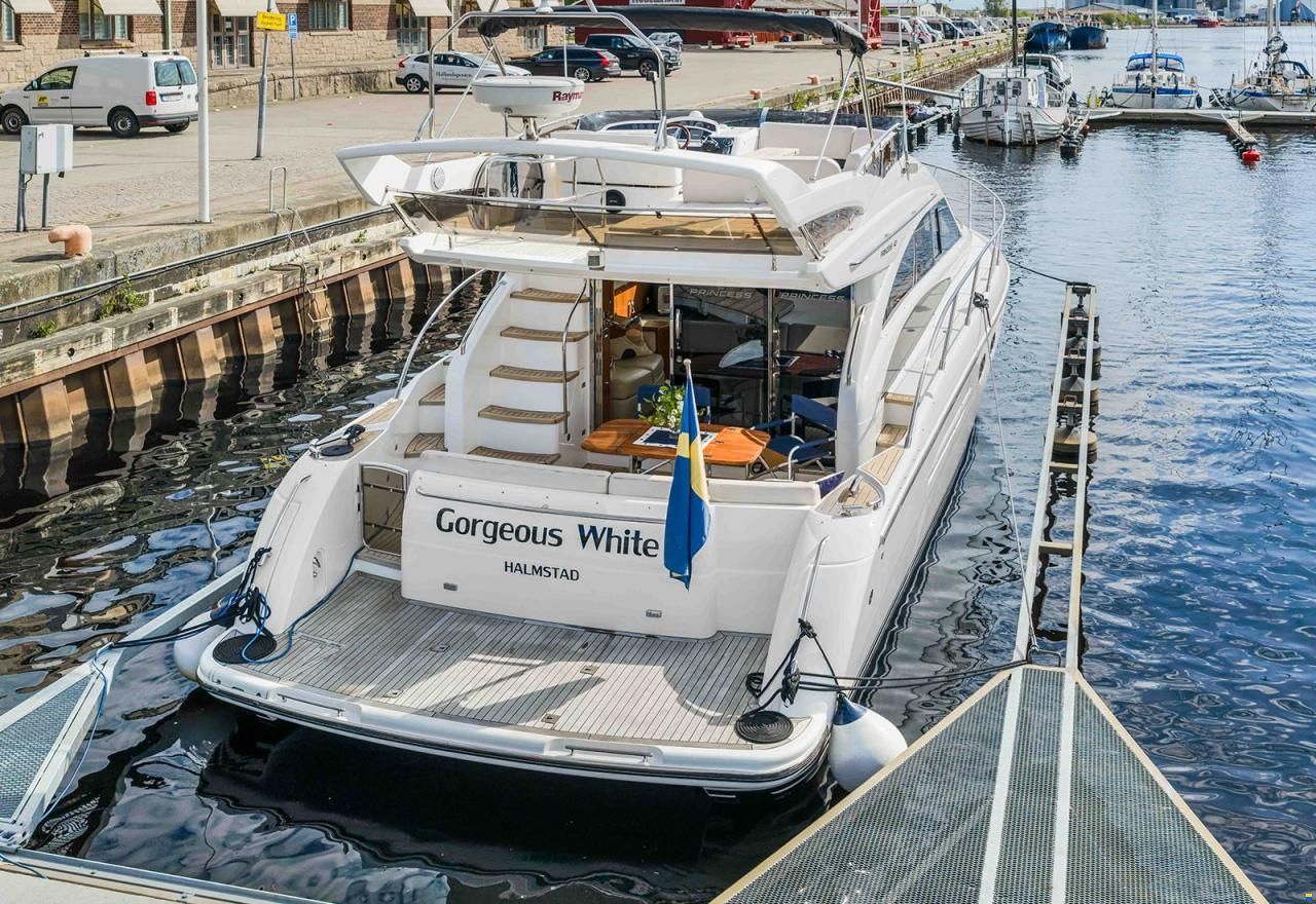 Princess 42 Flybridge