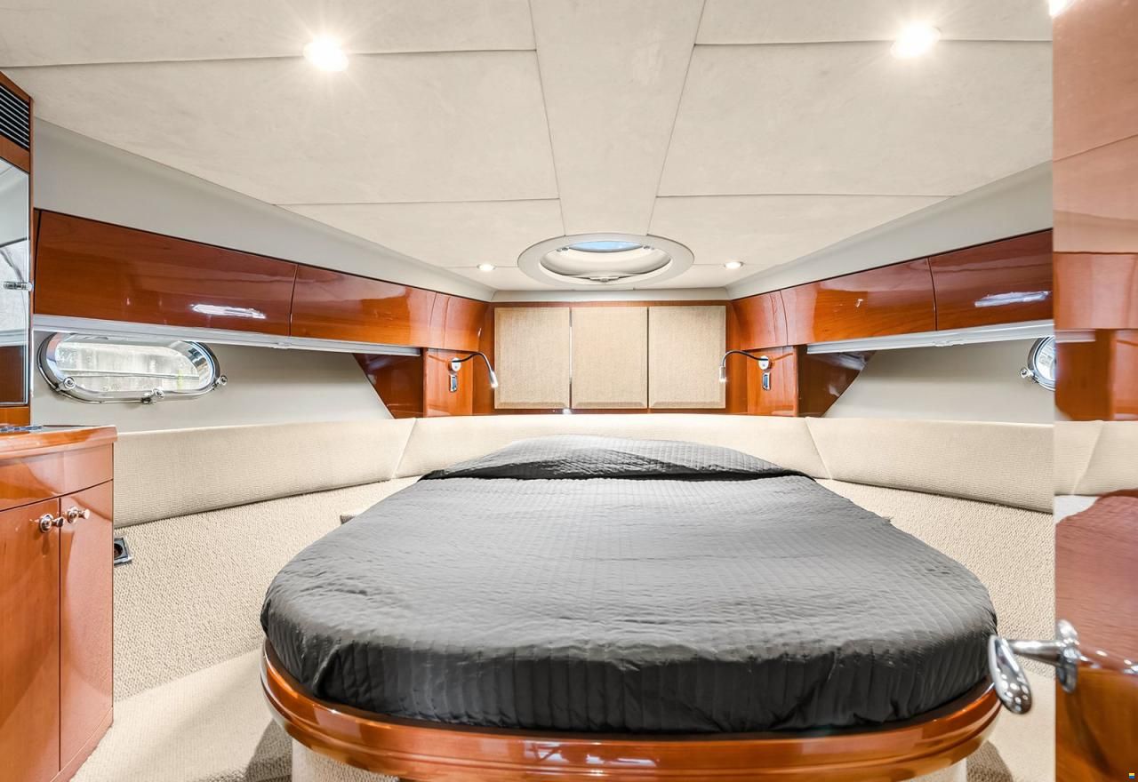 Princess 42 Flybridge