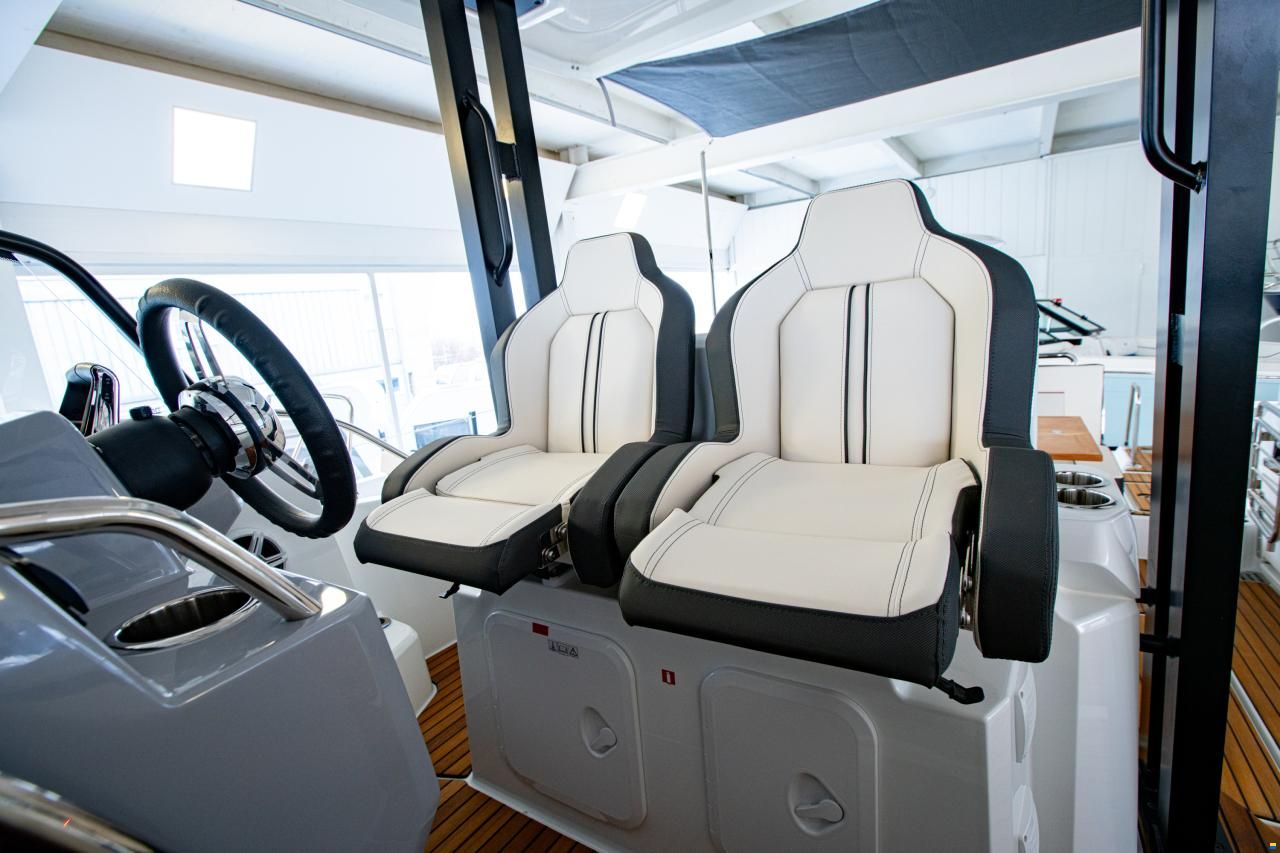 Jeanneau Cap Camarat 9.0 WA S2