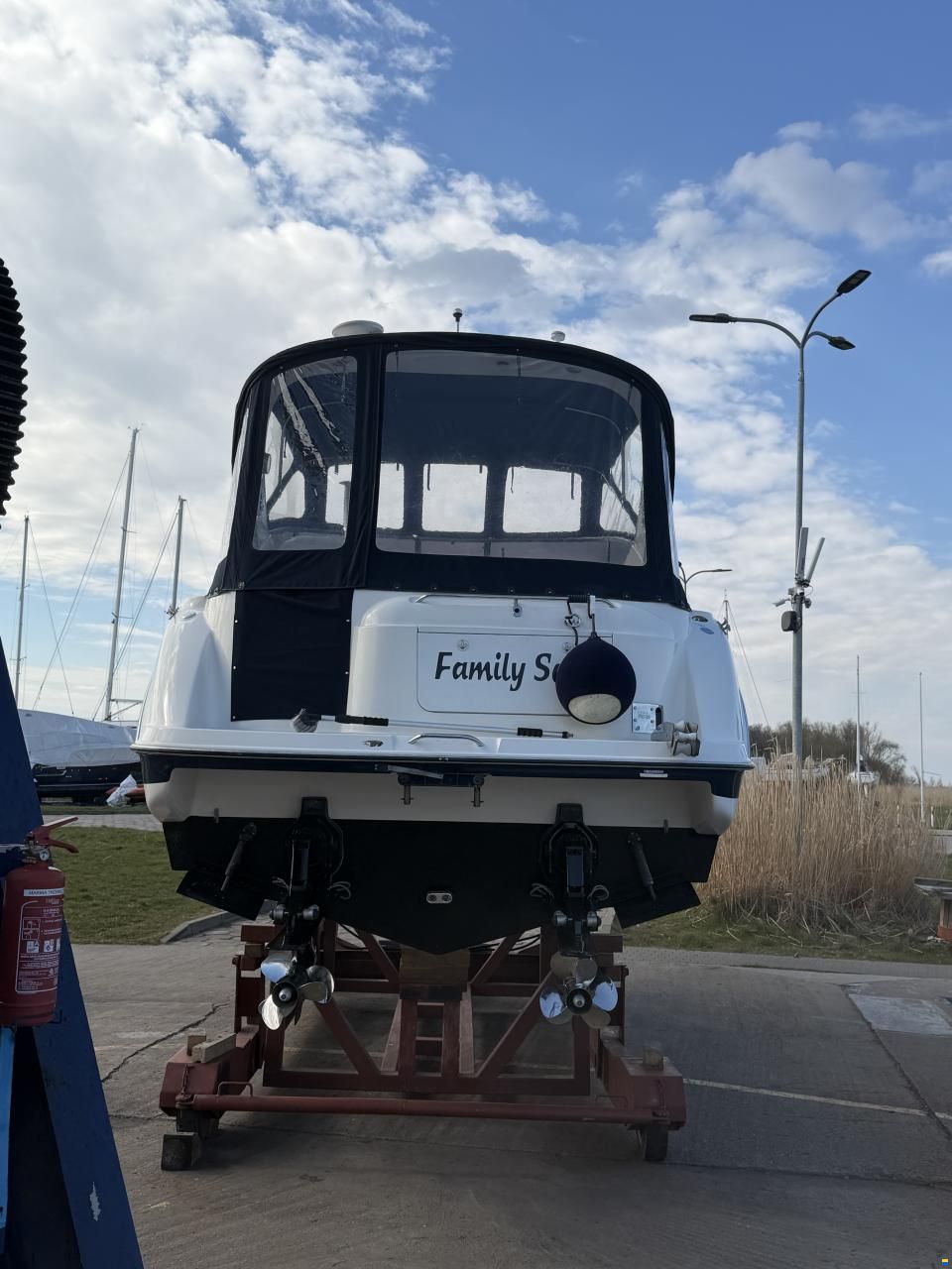 Bayliner 3055