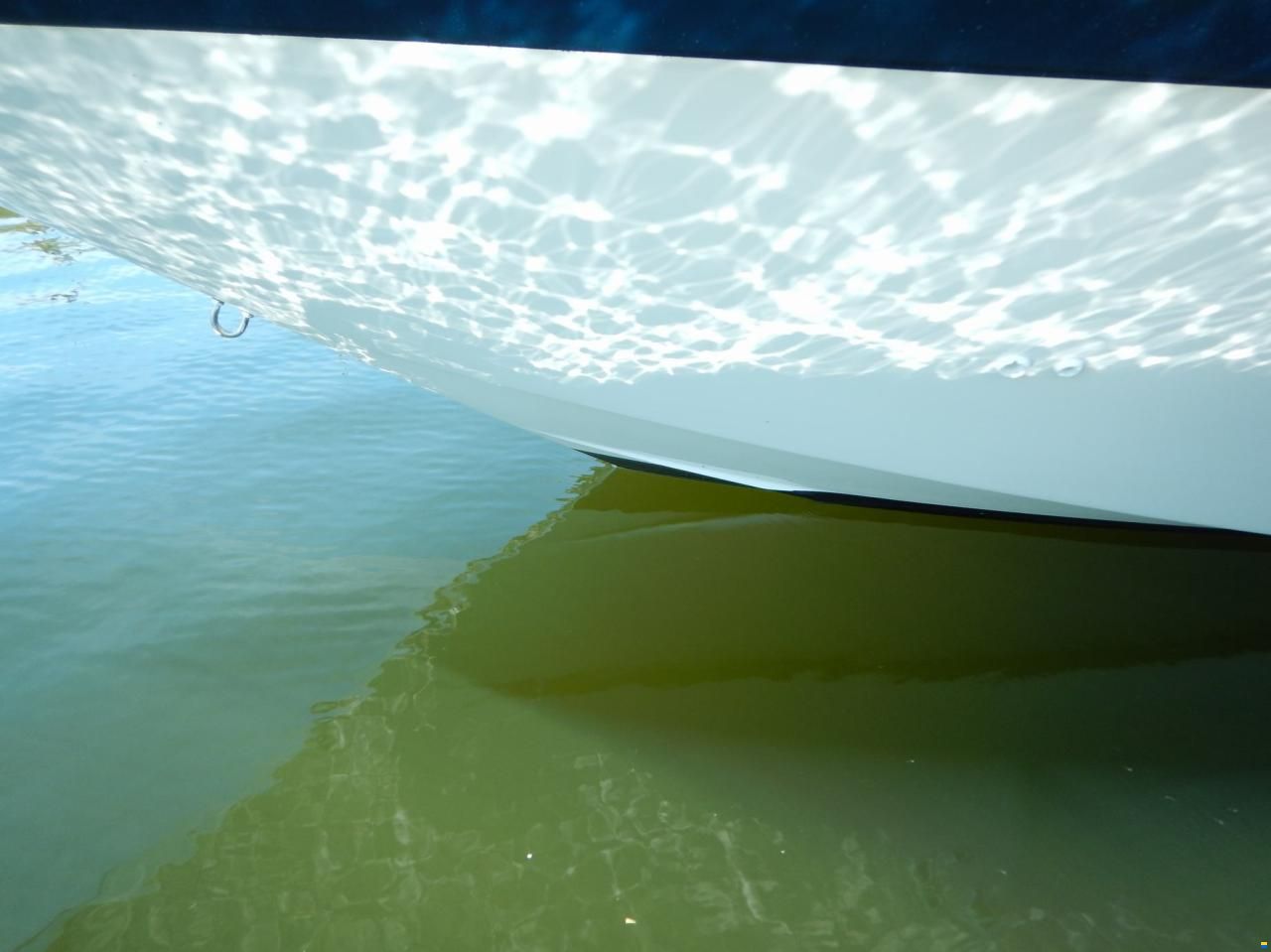 Bayliner 3055