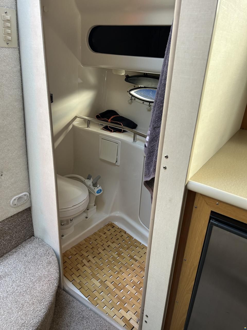 Bayliner 3055