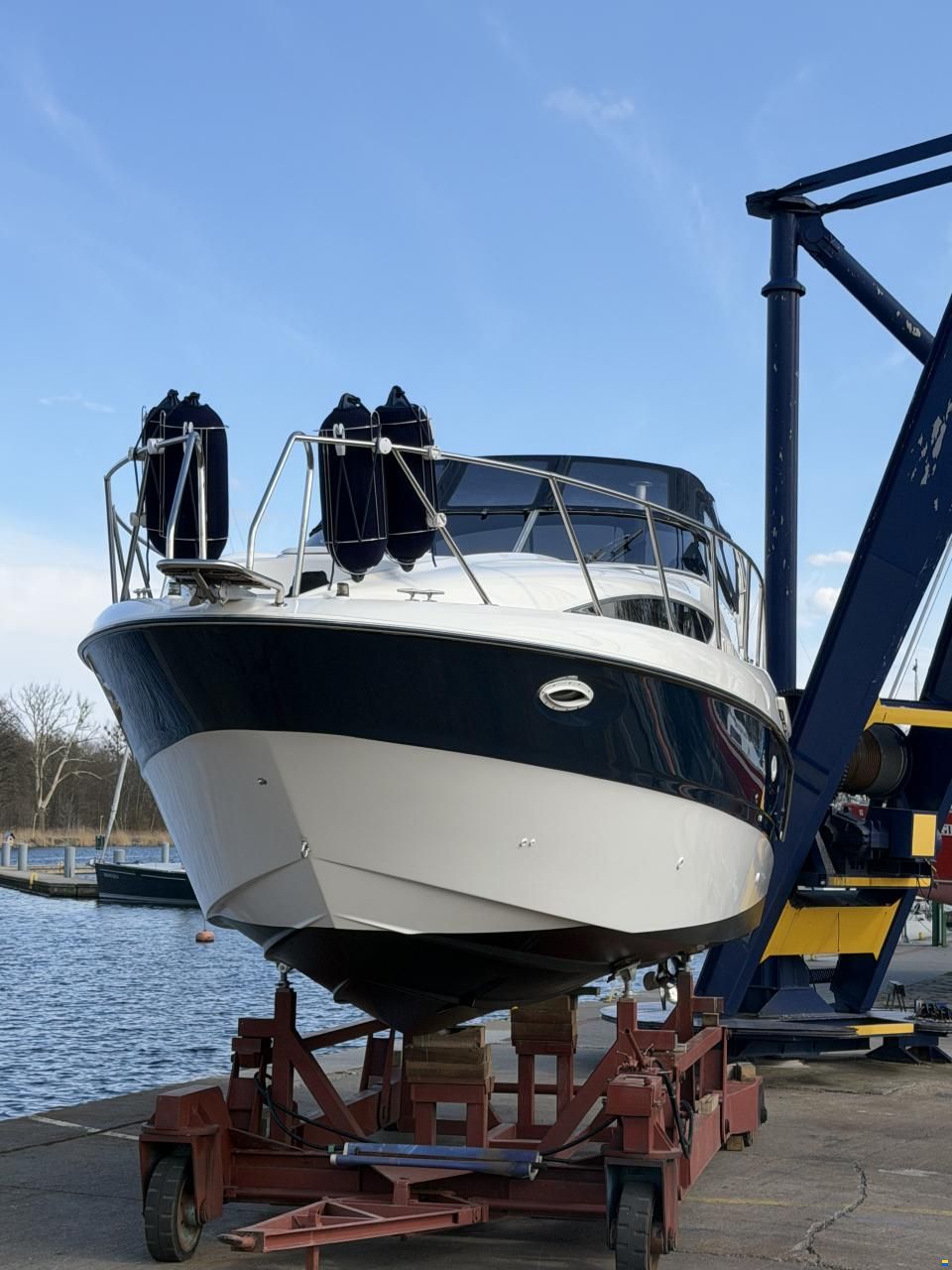Bayliner 3055