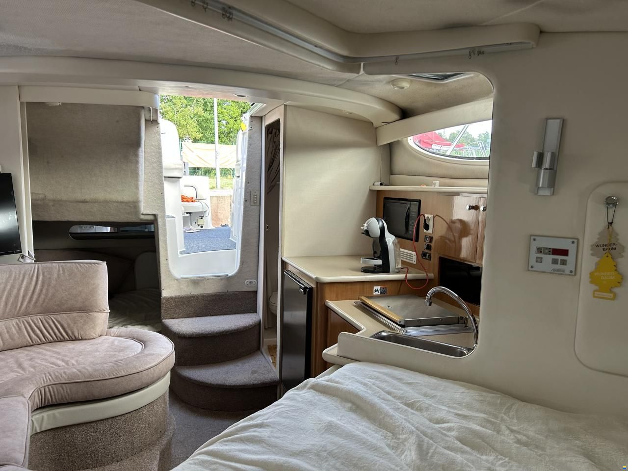 Bayliner 3055