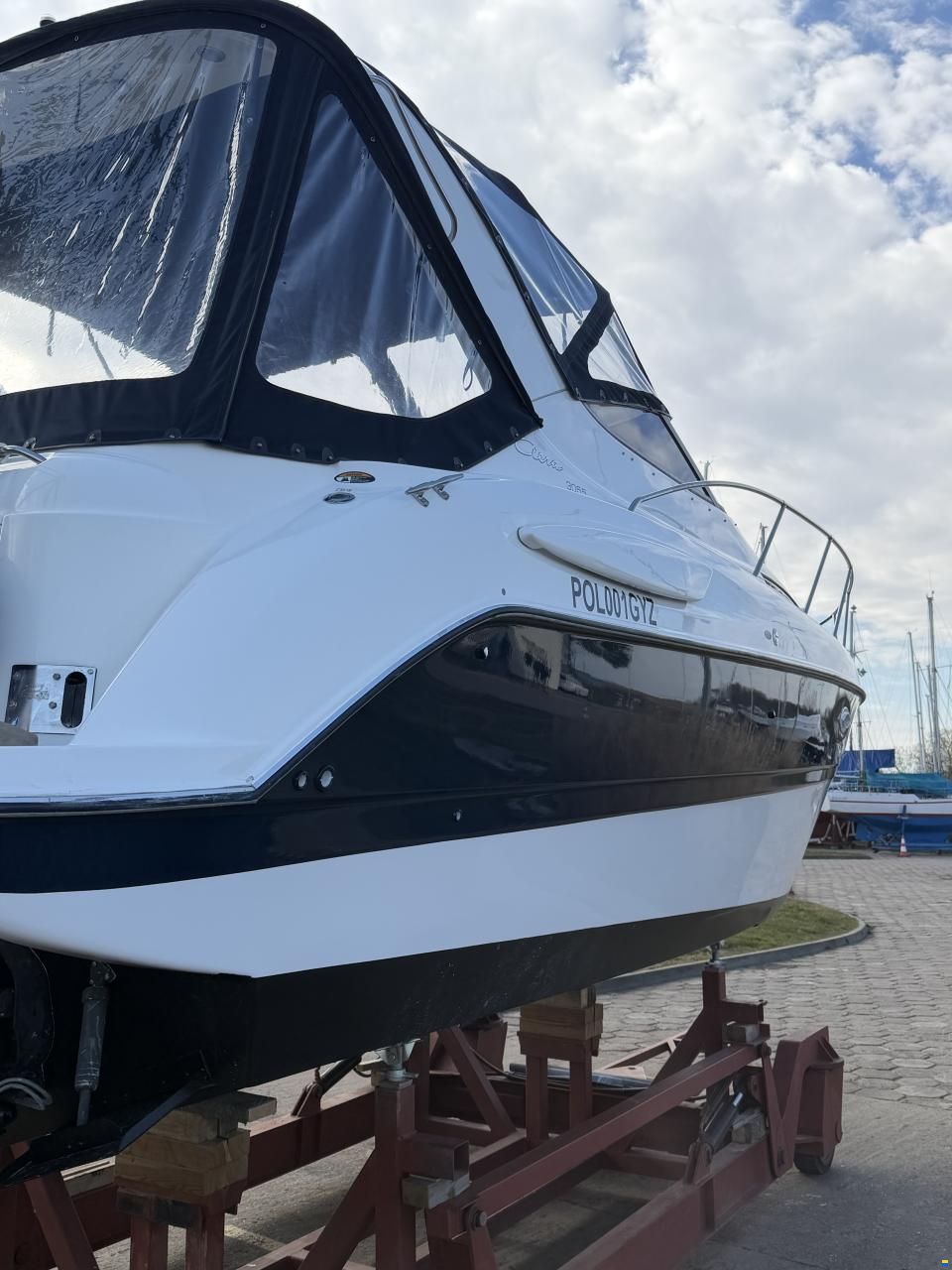 Bayliner 3055