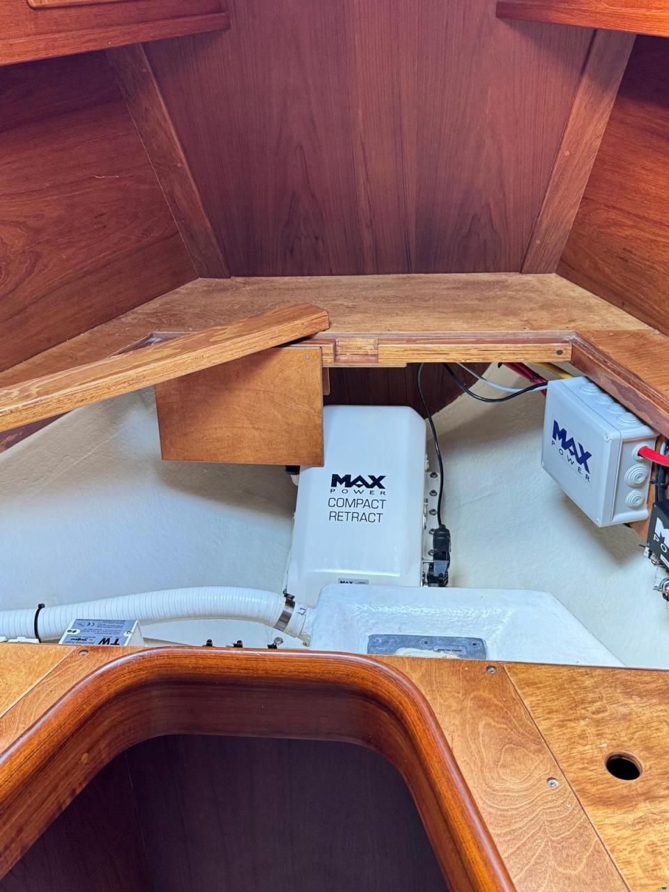 Nauticat 385