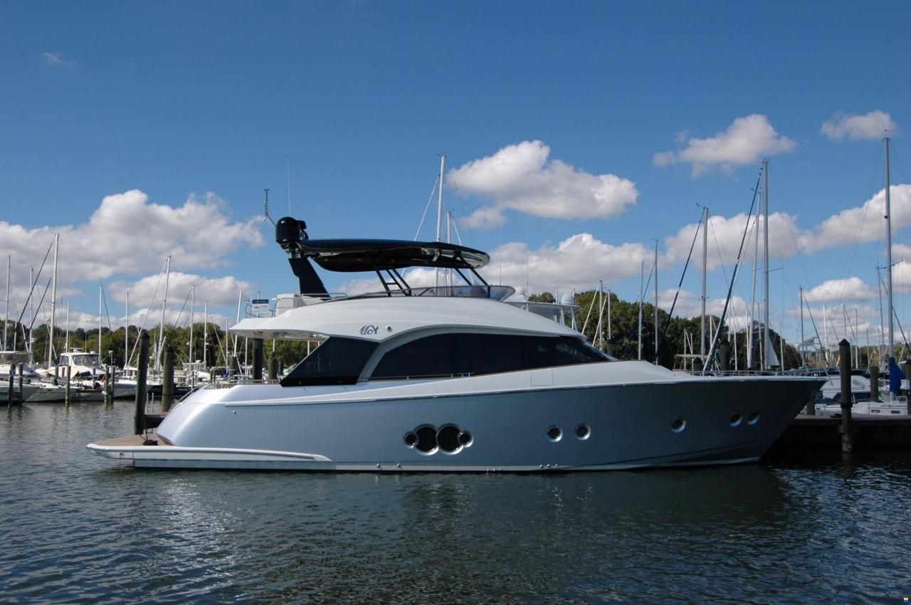 Monte Carlo Yachts 65 fly