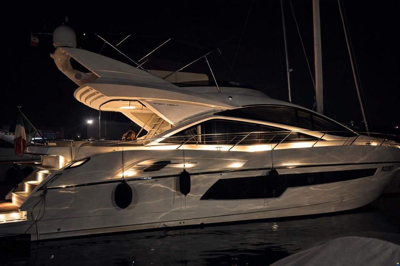 Sunseeker 68 SPORT YACHT