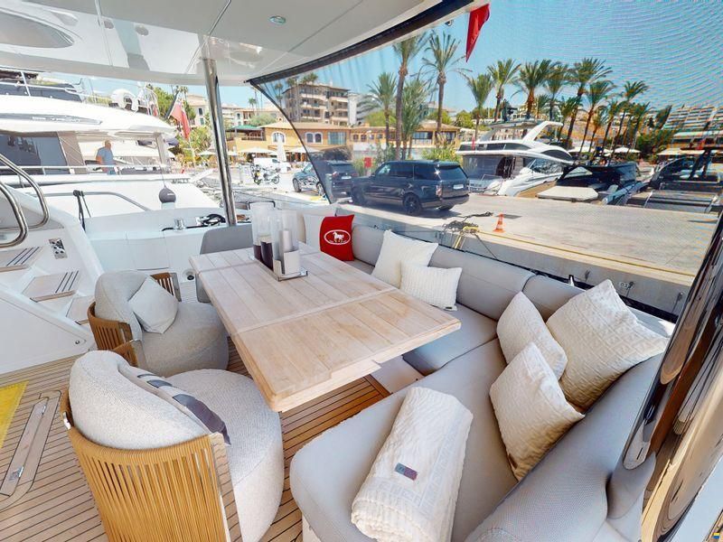 Sunseeker 76 Yacht