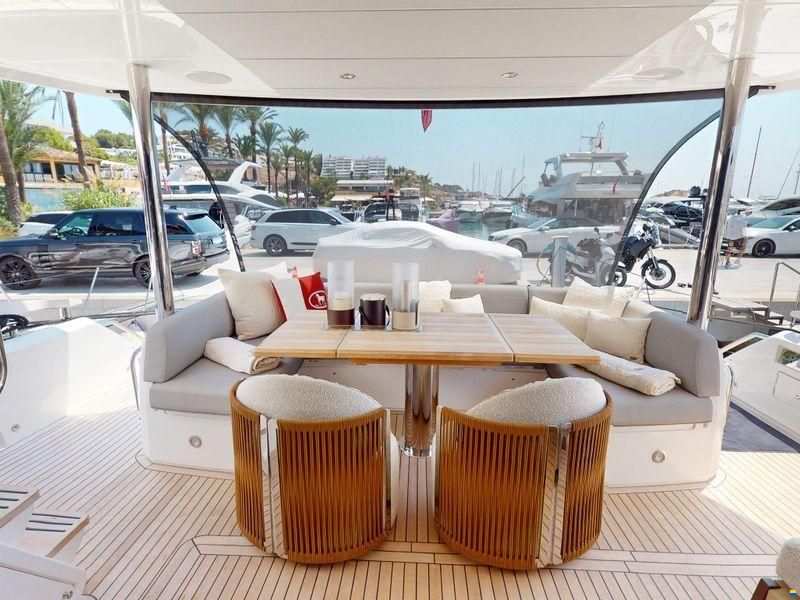 Sunseeker 76 Yacht