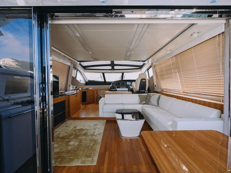 Sunseeker Predator 64