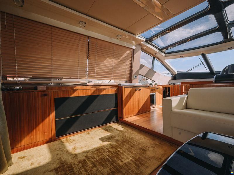 Sunseeker Predator 64