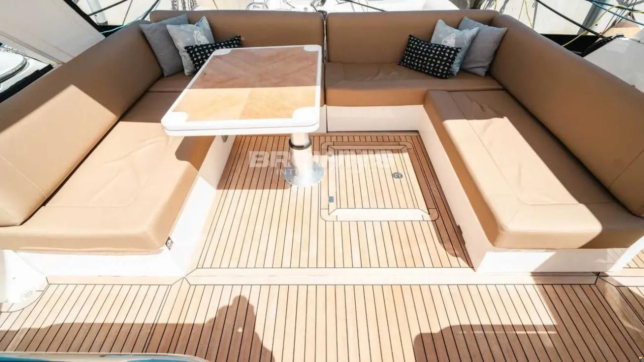 Sealine SC42