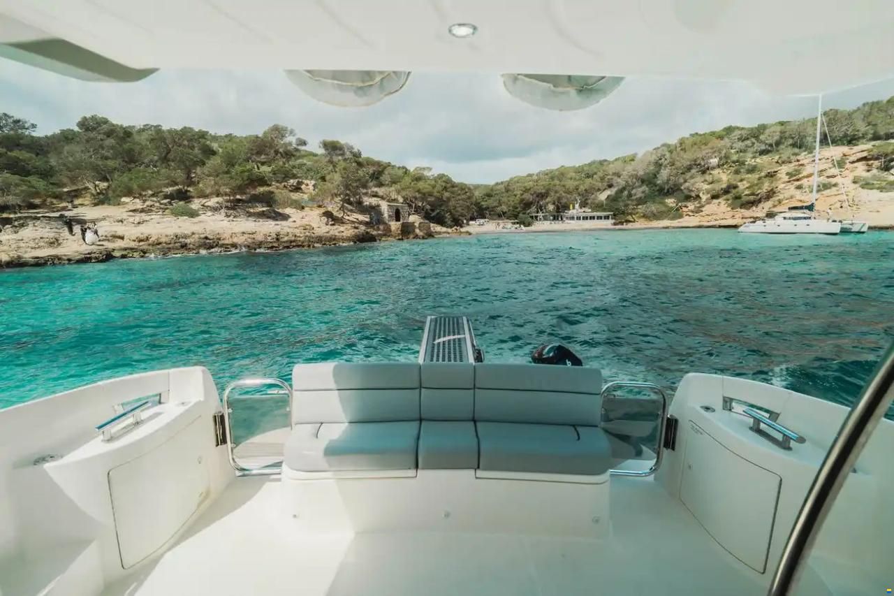 Azimut 42