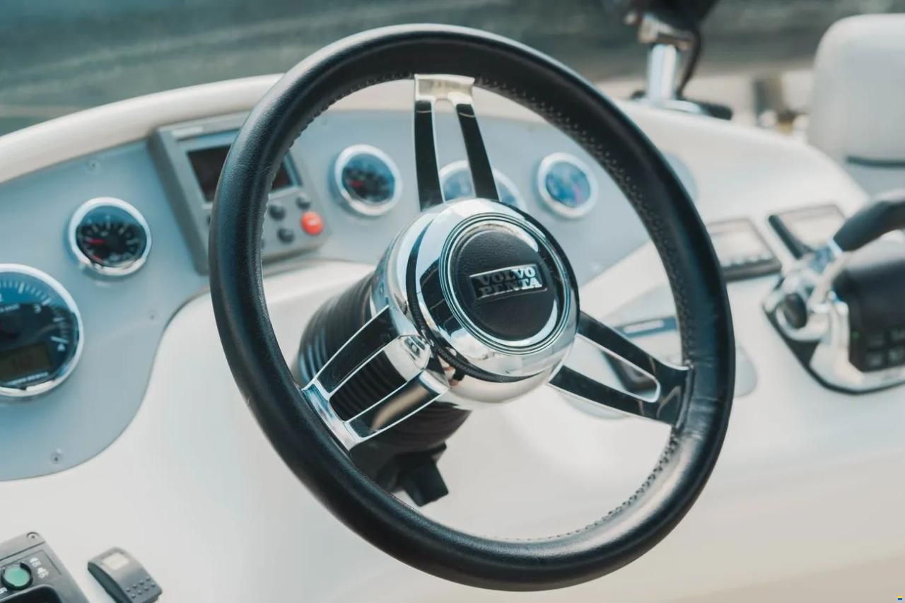 Azimut 42