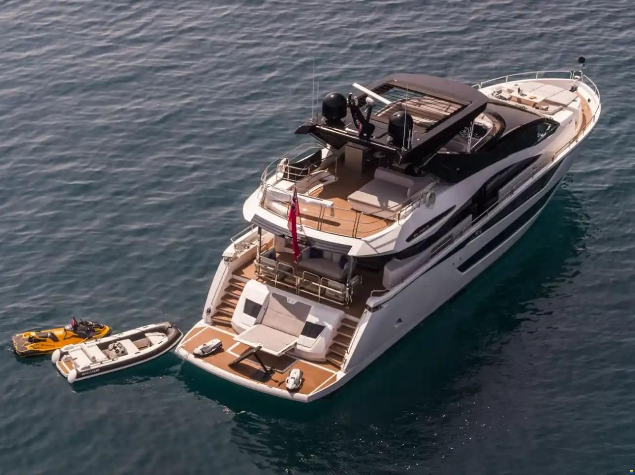 Sunseeker 88 Yacht