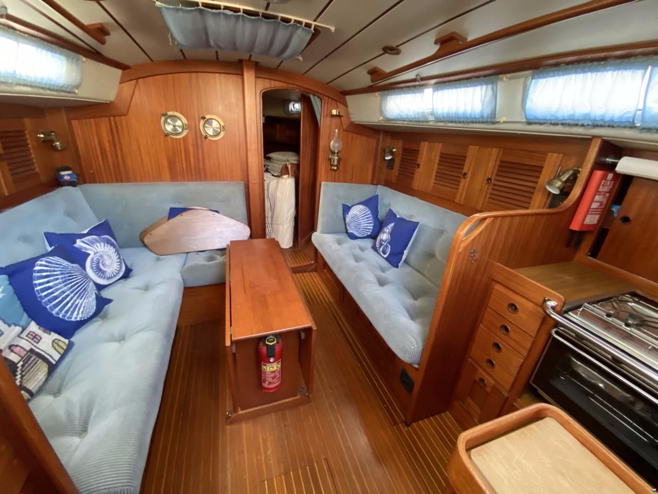 Hallberg-Rassy 36