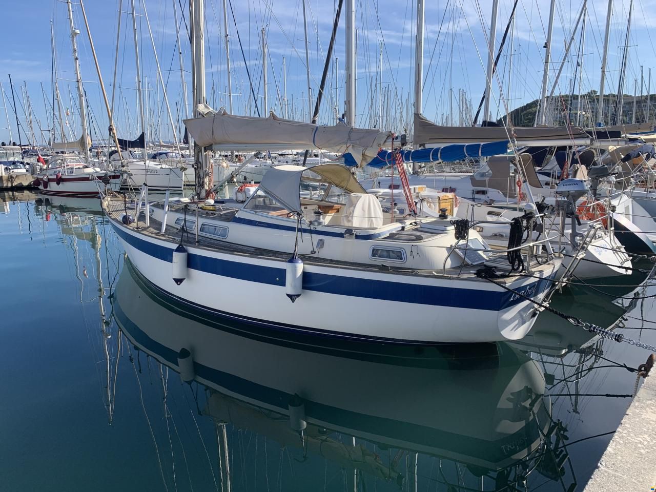 Hallberg-Rassy 36
