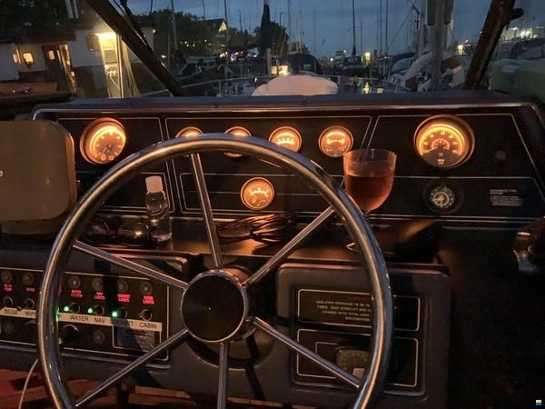 Sea Ray Sundancer 268