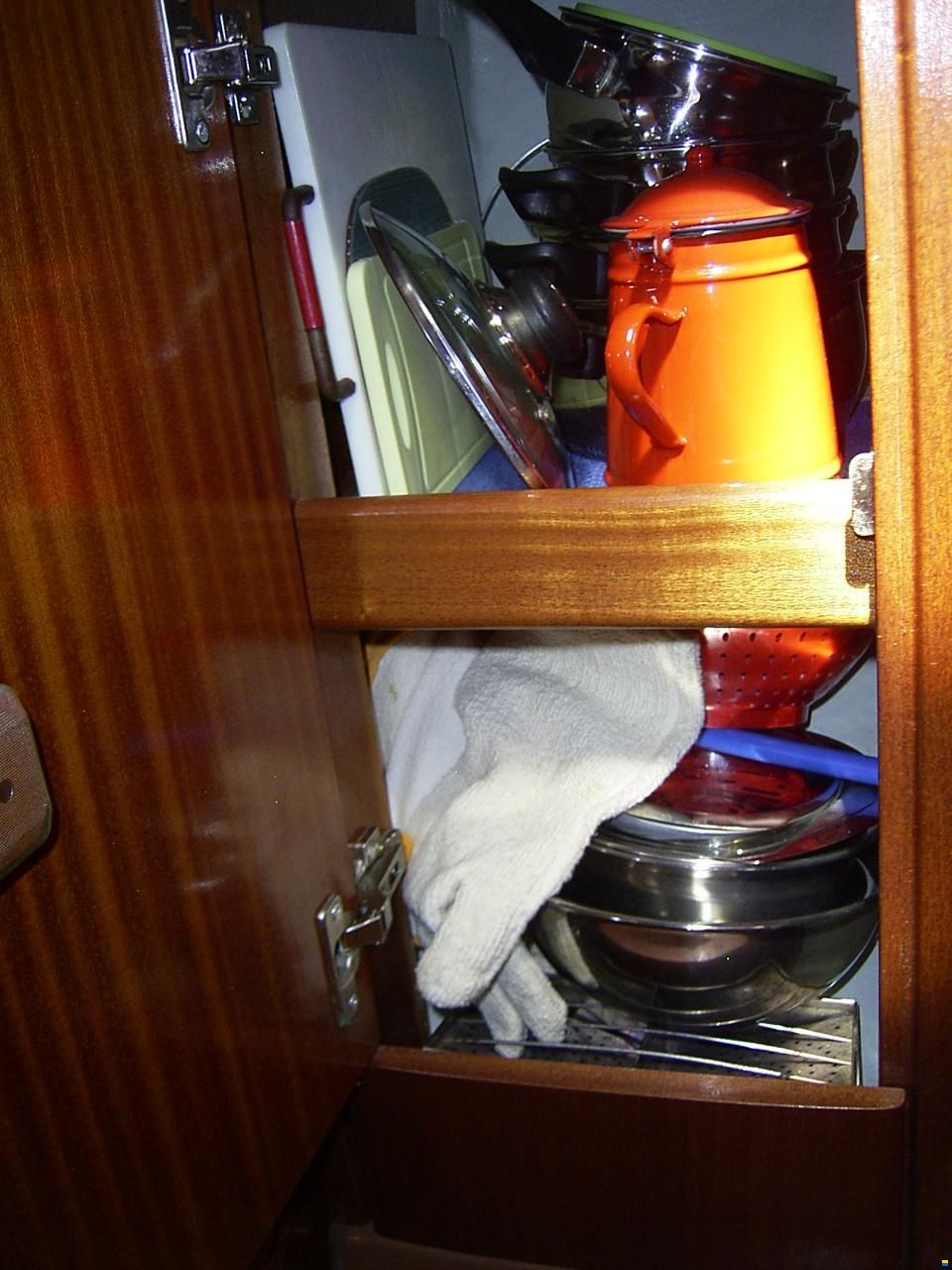 Bavaria 32