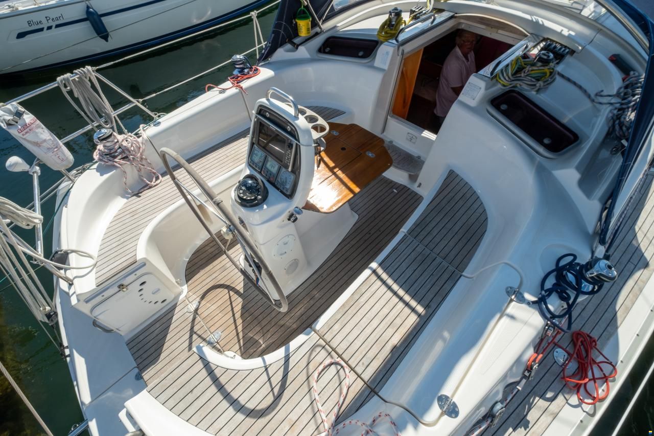 Bavaria 37-2