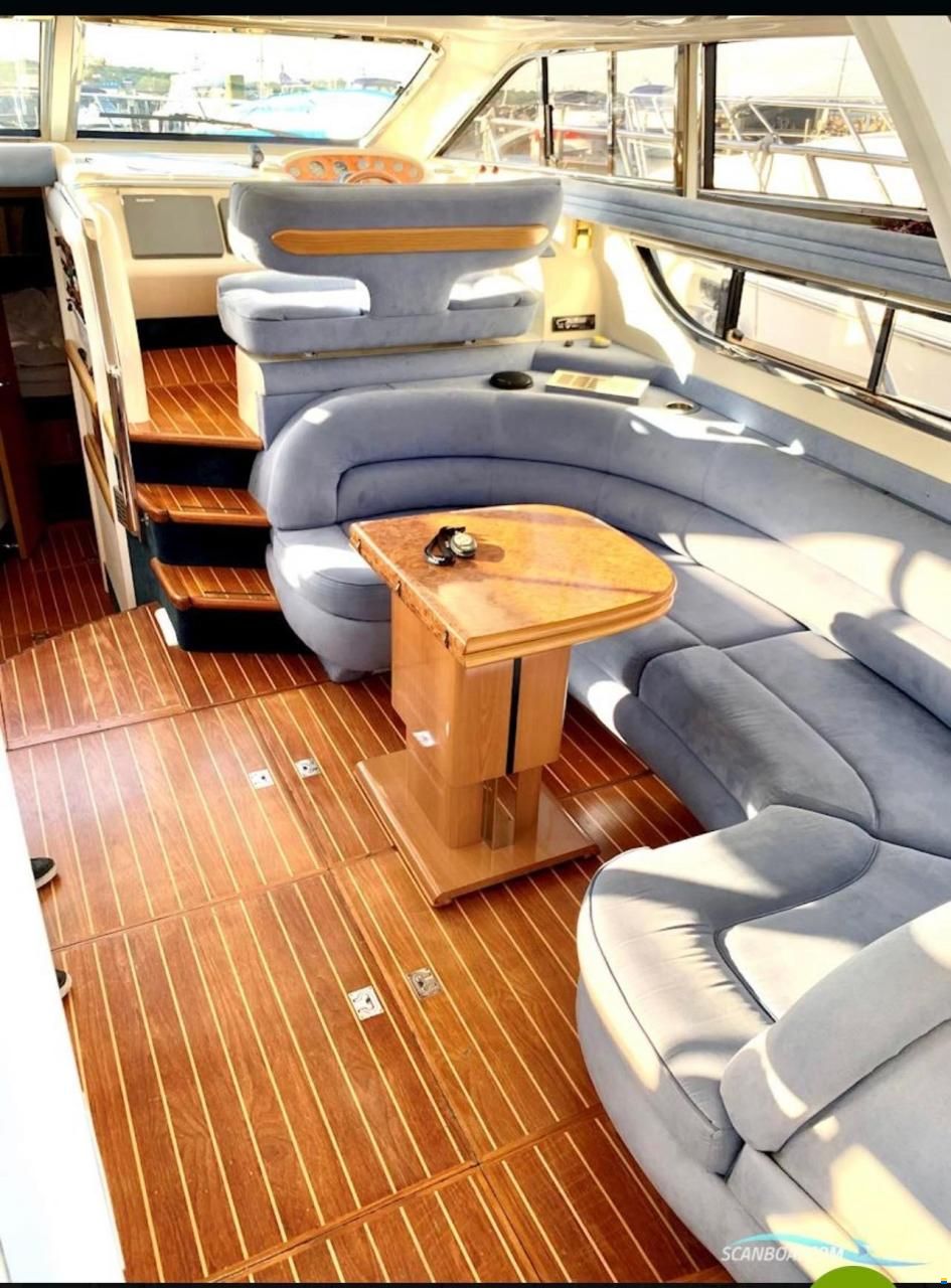 Sealine F44