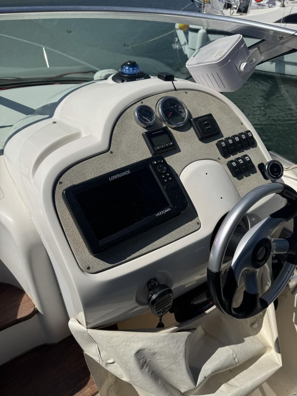 Sessa Oyster 25