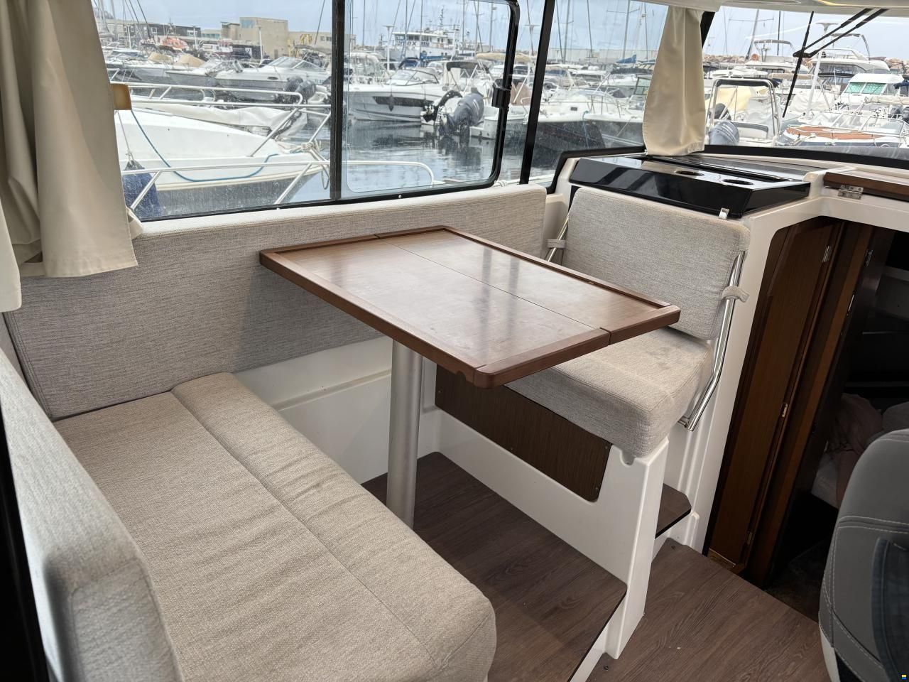Jeanneau MERRY FISHER 895 SPORT