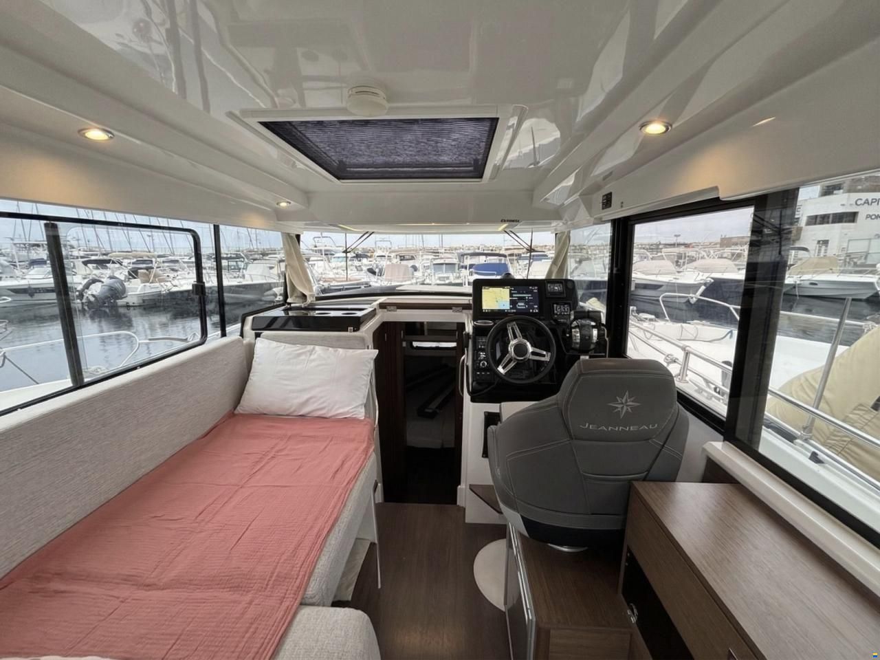 Jeanneau MERRY FISHER 895 SPORT
