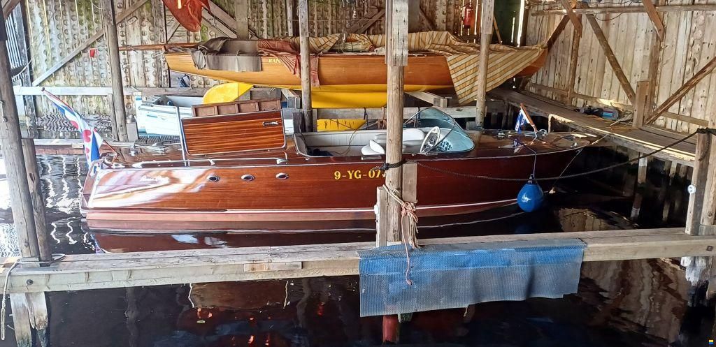 Swiss Craft Riviera Runabout