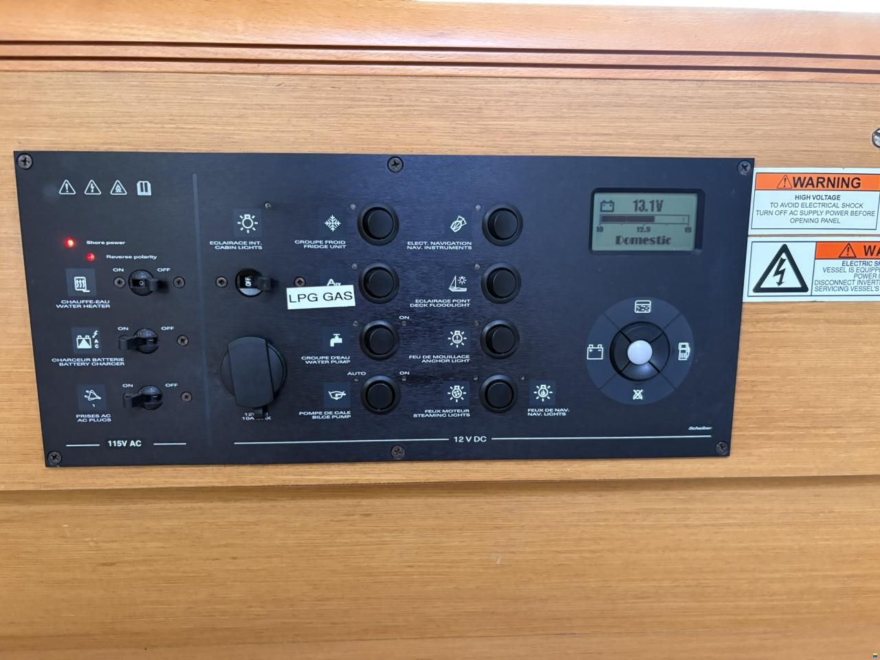 Jeanneau Sun Odyssey 37.9