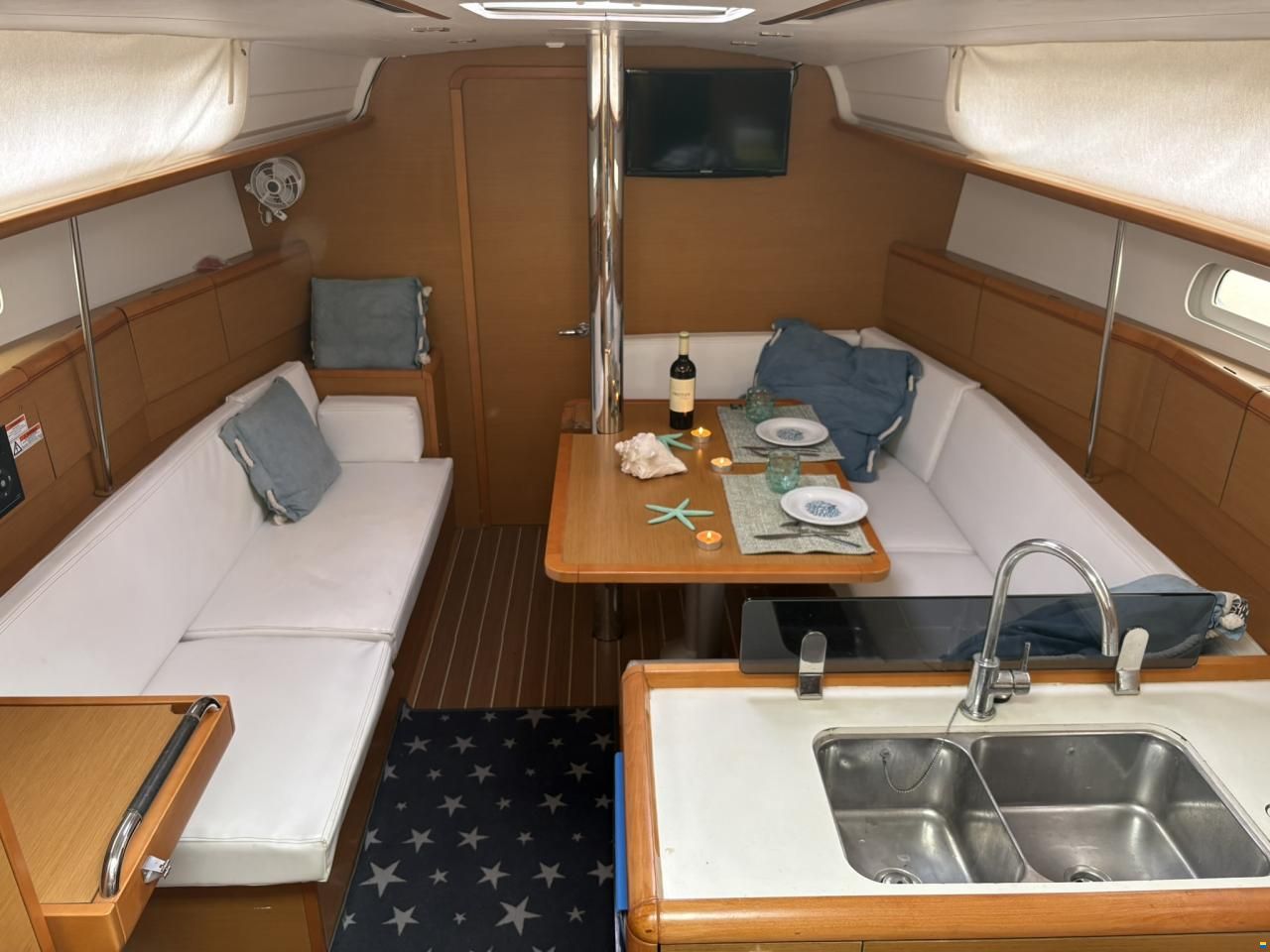 Jeanneau Sun Odyssey 37.9