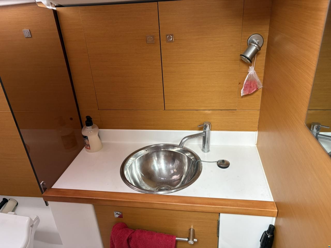 Jeanneau Sun Odyssey 37.9